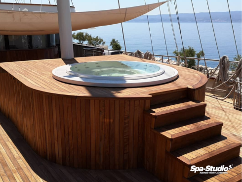 Nízkoenergetické vírivky a plavecké bazény SWIM SPA od autorizovaného predajcu SPA-Studio® v Česku aj na Slovensku.