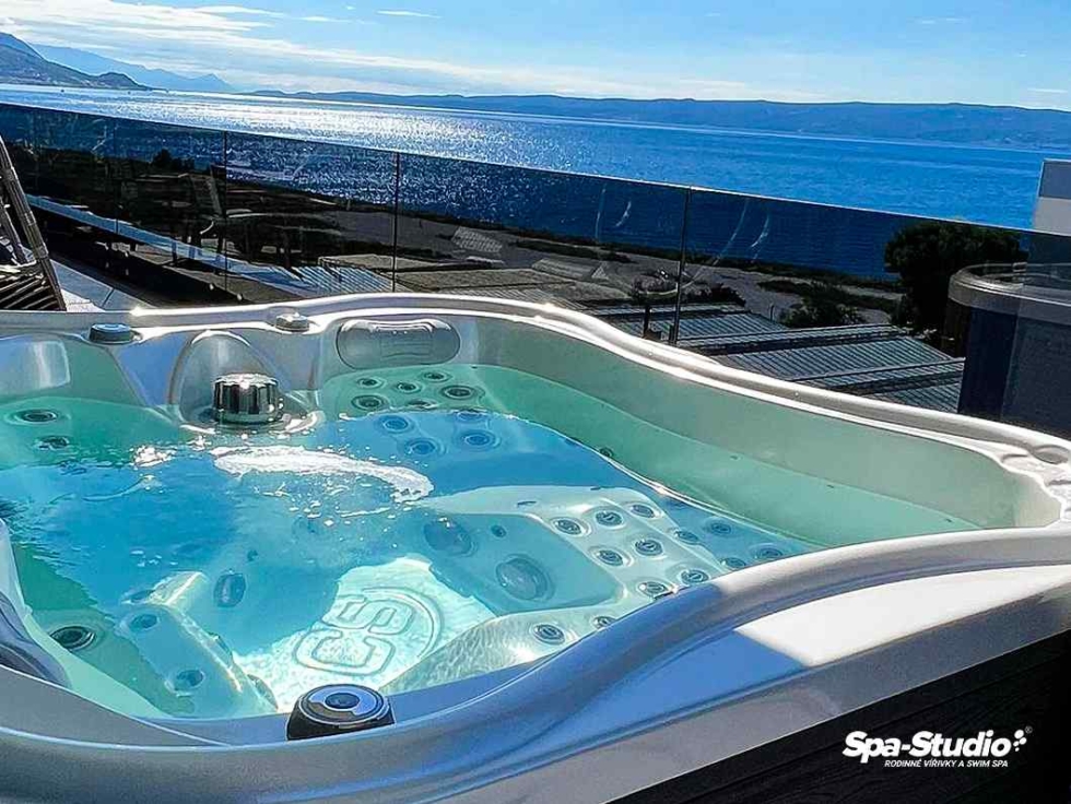SPA-Studio® ponúka komerčné aj domáce vírivky a SWIM SPA od výrobcu Canadian Spa International®.