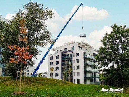 Rodinné vírivky a bazény SWIM SPA sú vhodné pre celoročné použitie ako vonku na záhrade a terase, tak napríklad aj doma v interiéri.