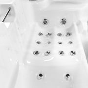 Chytré venkovní vířivky Canadian Spa International® – prodejna Spa Studio, Praha 6